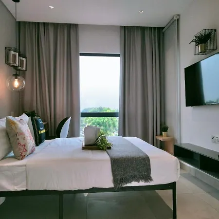 Dk 2Br 5Pax With Balcony Near Subang Airport Apartment Shah Alam Exterior photo