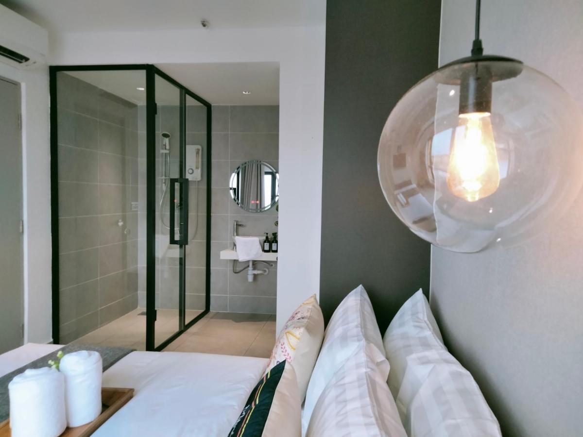 Dk 2br 5pax With Balcony Near Subang Airport *