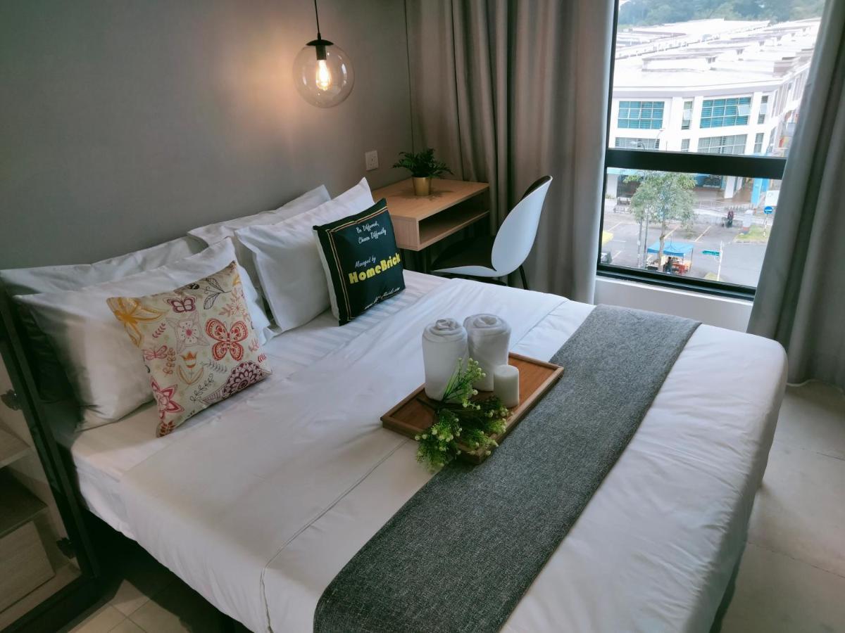 Dk 2br 5pax With Balcony Near Subang Airport *